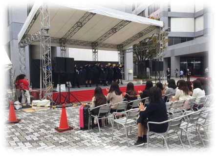 大学 学園祭 サークル発表 屋根付きステージ施工 音響